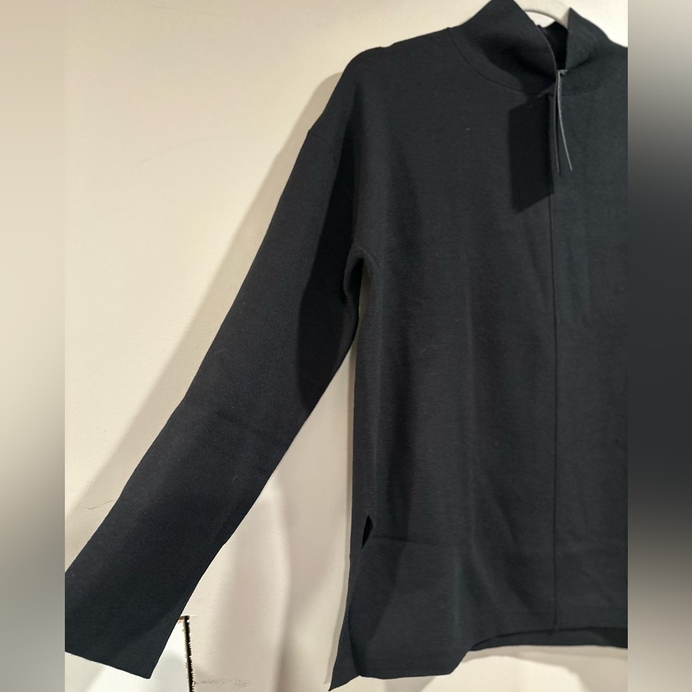 Banana Republic High Neck Cap Sleeve Blouse in Black SizeSmall Viscose Loose NWT - Picture 5 of 16